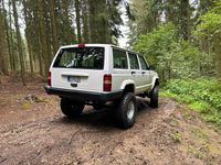 Gebraucht Jeep Cherokee 116 PS (85 kW) 2000 Weiß SUV