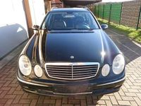 Gebraucht Mercedes E200 Sport 163 PS (119 kW) 2005 Obsidianschwarz  metalliclack Kombi