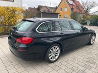 Gebraucht BMW 530 258 PS (189 kW) 2012 Schwarz Kombi
