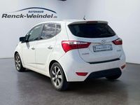 Gebraucht Hyundai ix20 Space Plus 125 PS (91 kW) 2018 Weiss Kleinwagen