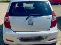 Gebraucht Hyundai i10 69 PS (50 kW) 2011 Weiß Kleinwagen