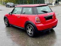 Gebraucht Mini Cooper 75 PS (55 kW) 2009 Rot Kleinwagen