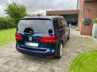 Gebraucht VW Touran Cup 140 PS (102 kW) 2015 Blau Van / Kleinbus