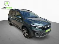 Neu Dacia Jogger Expression 110 PS (80 kW) 2026 Grün Van / Kleinbus