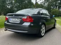 Gebraucht BMW 318 129 PS (94 kW) 2006 Grau Limousine