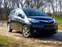 Gebraucht Toyota Verso-S 99 PS (72 kW) 2012 Schwarz Van / Kleinbus