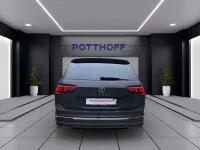 Używany VW Tiguan Active 150 KM (110 kW) 2022 Szary SUV