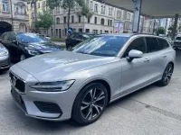 Gebraucht Volvo V60 Core 197 PS (144 kW) 2022 Grau Kombi