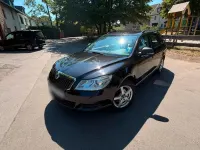 Gebraucht Skoda Octavia 105 PS (77 kW) 2012 Schwarz Kombi