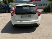 Gebraucht Volvo V60 163 PS (119 kW) 2013 Weiß Kombi