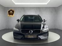 Gebraucht Volvo V60 Core 197 PS (144 kW) 2022 Schwarz Kombi