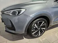 Neu MG ZS Luxury 197 PS (144 kW) 2026 Grau SUV