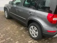 Gebraucht Skoda Yeti 125 PS (91 kW) 2018 Grau SUV