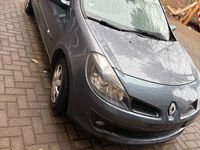 Gebraucht Renault Clio II 75 PS (55 kW) 2006 Andere farben Kleinwagen