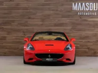 Gebraucht Ferrari California 460 PS (338 kW) 2010 Rot Cabrio