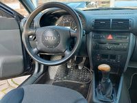 Gebraucht Audi A3 Ambiente 101 PS (74 kW) 2000 Grau Kleinwagen