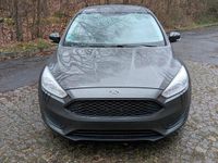 Gebraucht Ford Focus 100 PS (73 kW) 2016 Grau Kombi