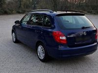 Gebraucht Skoda Fabia 91 PS (66 kW) 2013 Blau Kombi