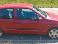 Gebraucht Renault Clio II 75 PS (55 kW) 2005 Rot Kleinwagen