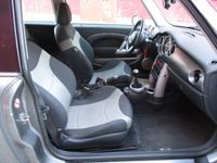 Gebraucht Mini Cooper S 170 PS (125 kW) 2005 Silber metallic Kleinwagen