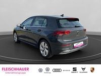 Gebraucht VW Golf VIII Style 150 PS (110 kW) 2024 Grau Limousine