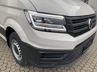 Neu VW Crafter S 140 PS (102 kW) 2026 Ascot grey | beige Van