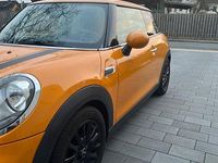 Gebraucht Mini Cooper 95 PS (69 kW) 2015 Orange Kleinwagen