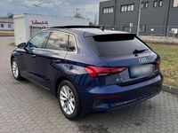 Gebraucht Audi A3 Ambiente 150 PS (110 kW) 2021 Blau Limousine