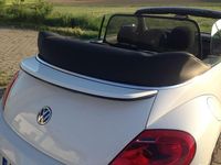 Gebraucht VW Beetle Basis 105 PS (77 kW) 2016 Weiß Kleinwagen