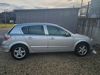 Gebraucht Opel Astra 100 PS (73 kW) 2004 Grau Limousine