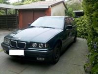 Gebraucht BMW 318 116 PS (85 kW) 1999 Grün metallic Kombi
