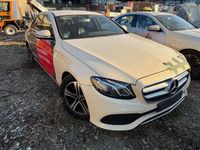 Gebraucht Mercedes E200 150 PS (110 kW) 2019 Beige Limousine