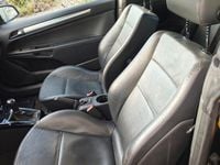 Gebraucht Opel Astra Cabriolet Edition 140 PS (102 kW) 2010 Schwarz Cabrio