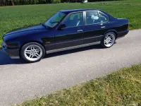 Używany BMW M5 326 KM (239 kW) 1995 Czarny Kombi