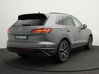 Gebraucht VW Touareg R-line 286 PS (210 kW) 2022 Siliziumgrau metallic SUV