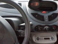 Second-hand Renault Twingo 58 CP (42 kW) 2008 Hatchback