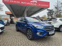 Gebraucht Ford Kuga ST-Line 150 PS (110 kW) 2017 Blau SUV