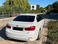 Gebraucht BMW 330e iPerformance 252 PS (185 kW) 2018 Weiß Limousine