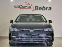 Gebraucht VW Passat Elegance 150 PS (110 kW) 2024 Mythos black Kombi
