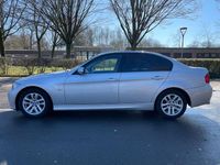 Używany BMW 318 143 KM (105 kW) 2008 Srebrny Sedan/Limuzyna