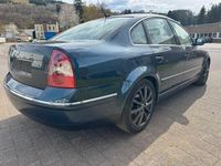 Second-hand VW Passat Highline 193 CP (141 kW) 2004 Albastru Berlinǎ