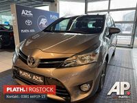 Gebraucht Toyota Verso Skyview Edition 147 PS (108 kW) 2015 Beige Van / Kleinbus