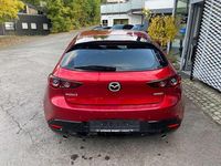 Gebraucht Mazda 3 Selection 122 PS (89 kW) 2019 Magmarot Limousine