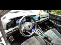 Gebraucht VW Golf VIII 245 PS (180 kW) 2021 Weiß Limousine