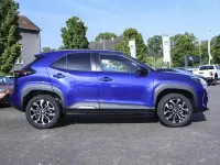 Neu Toyota Yaris Cross 131 PS (96 kW) 2026 Blau SUV