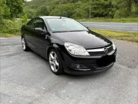 Gebraucht Opel Astra Cosmo 140 PS (102 kW) 2009 Schwarz Cabrio