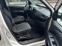 Gebraucht Opel Combo 95 PS (69 kW) 2017 Weiß Van / Kleinbus