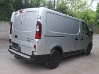 Gebraucht Renault Trafic 140 PS (102 kW) 2016 Silber Van / Kleinbus