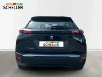 Second-hand Peugeot e-2008 Active 100 kW (136 CP) 2022 Negru SUV