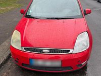Gebraucht Ford Fiesta 69 PS (50 kW) 2005 Rot Kleinwagen
